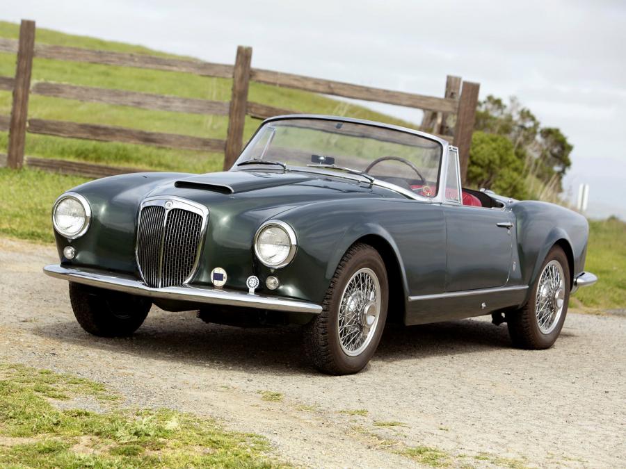  Lancia Aurelia GT Convertible 1956 года  (фото 1 из 19)